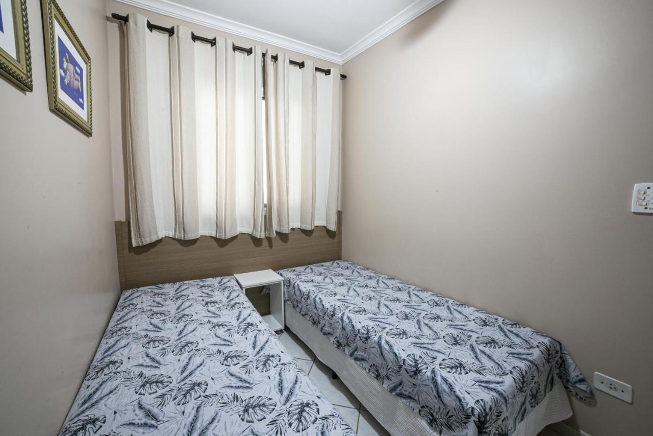 Apto 22E ar condicionado e ventilador, 2 quartos, churrasqueira, elevador e piscina Ubatuba Exterior foto